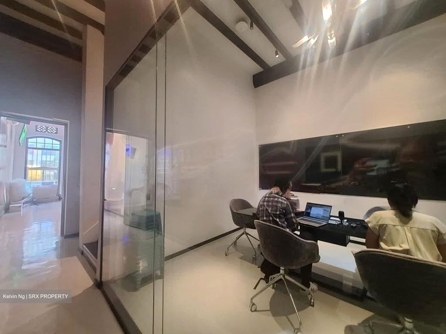 Fansida Building (D14), Office #627481011